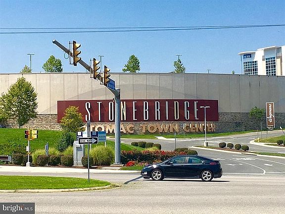 5th image of 2195 Potomac Club Pkwy #19