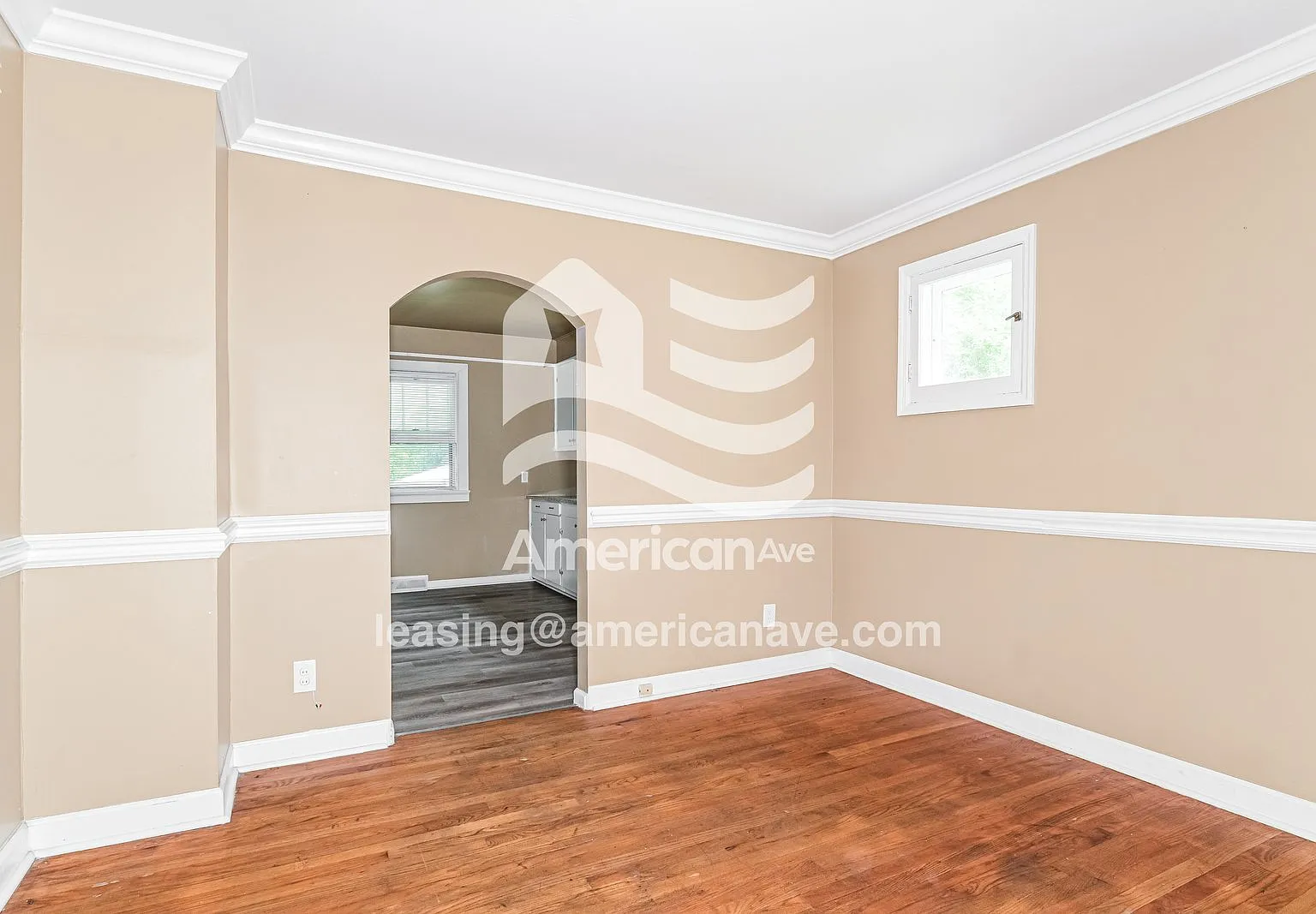2 bed, 1.0 bath, 837 sqft, $1,240 — Photo 3