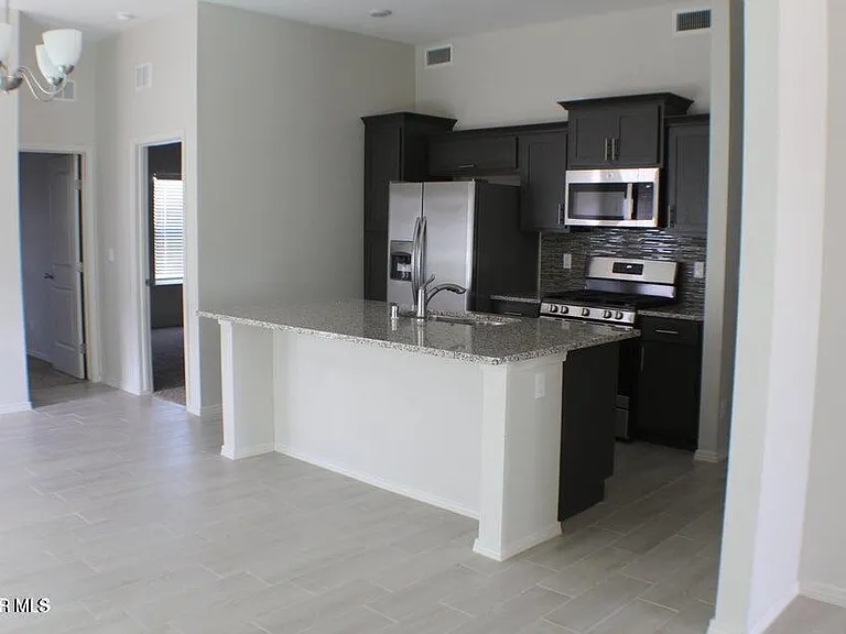 7425 Norte Mesa Ln — Photo 6