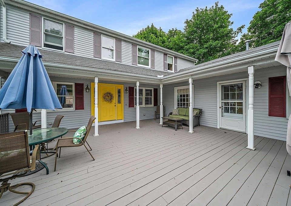 19 3rd St, Norwood, MA 02062 | Zillow