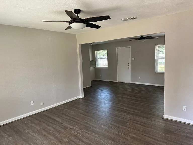 3018 Gardenia Dr — Photo 13