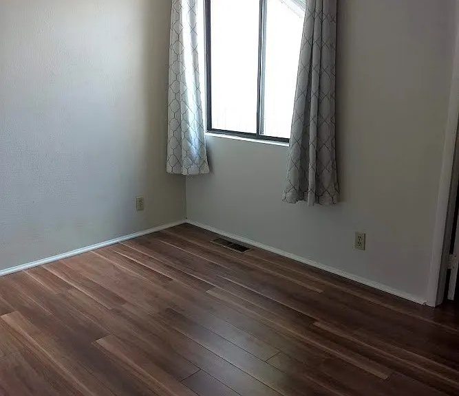 7 Lakeshore Cir #130 — Photo 14