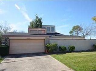 10606 Sandpiper Dr, Houston, TX 77096