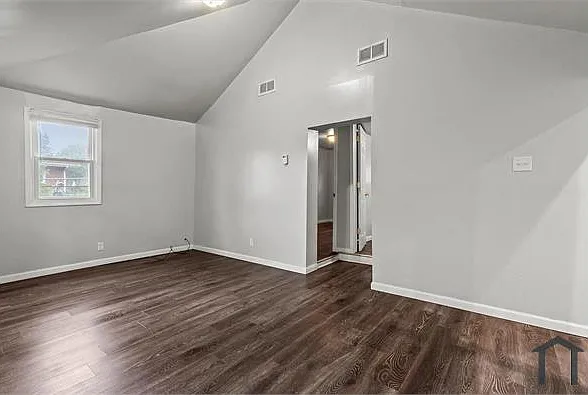 2568 W 19th Pl — Photo 18
