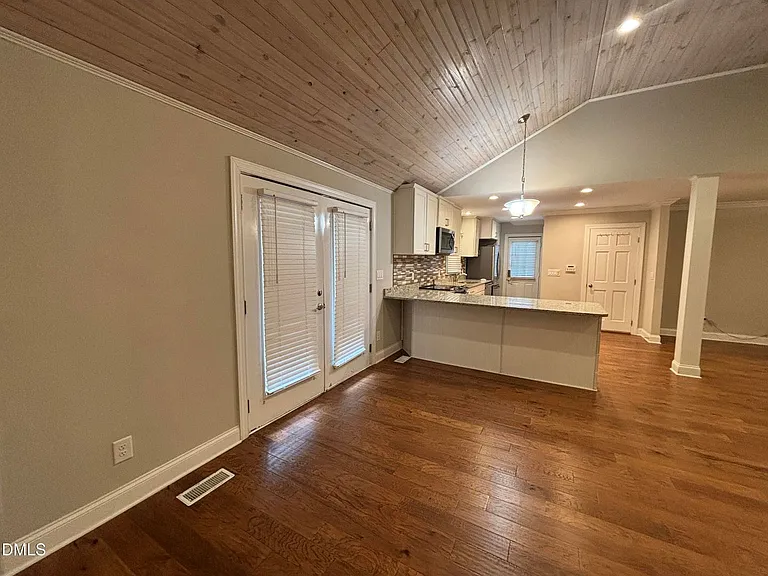 501 Merrie Rd — Photo 30
