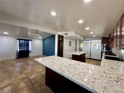 2324 E Oakey Blvd, Las Vegas, NV, 89104