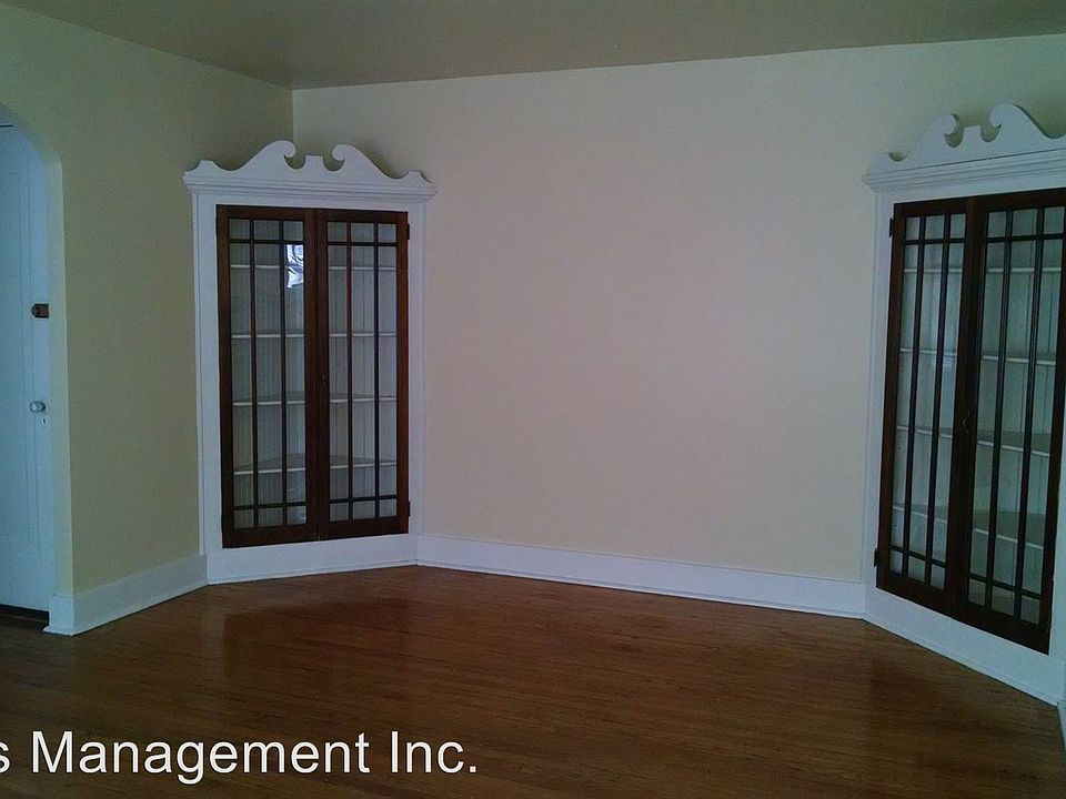 2nd image of 253 Lincoln Ave #2