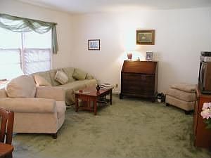 2nd image of 1311A E Randolph Ct Unit A
