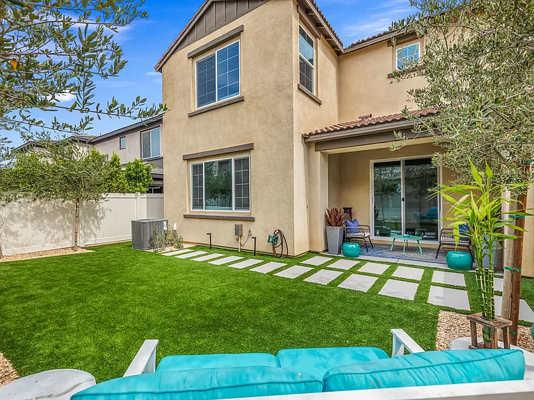 76390 Princeton Way — Photo 31