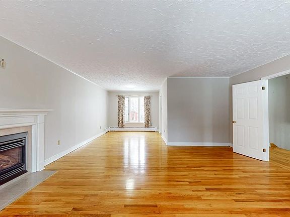 3rd image of 30 Dublin Road