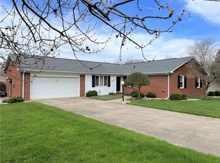 3218 Suncrest Dr, Danville, IL