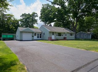 31 Birch Hill Rd, Northampton, MA 01062