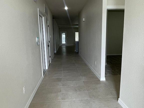 3rd image of 13163 Oakhampton Ave