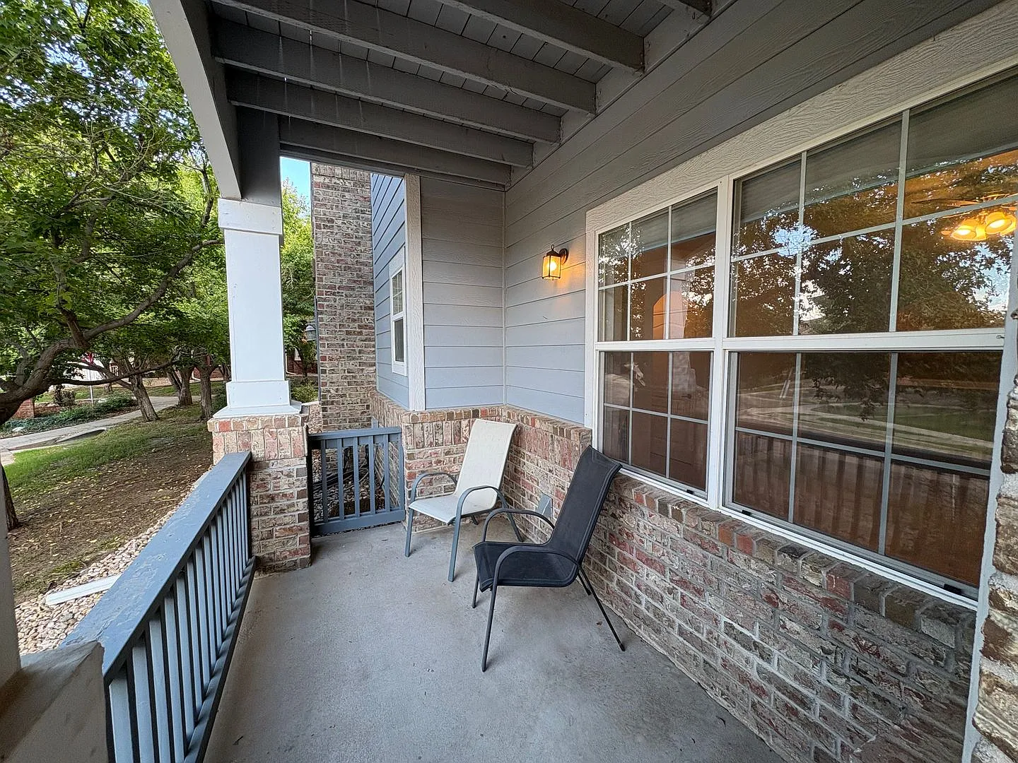 W. Greeley 1st Floor Condo | 2bd 2.5ba 2 Car Garage — Photo 4