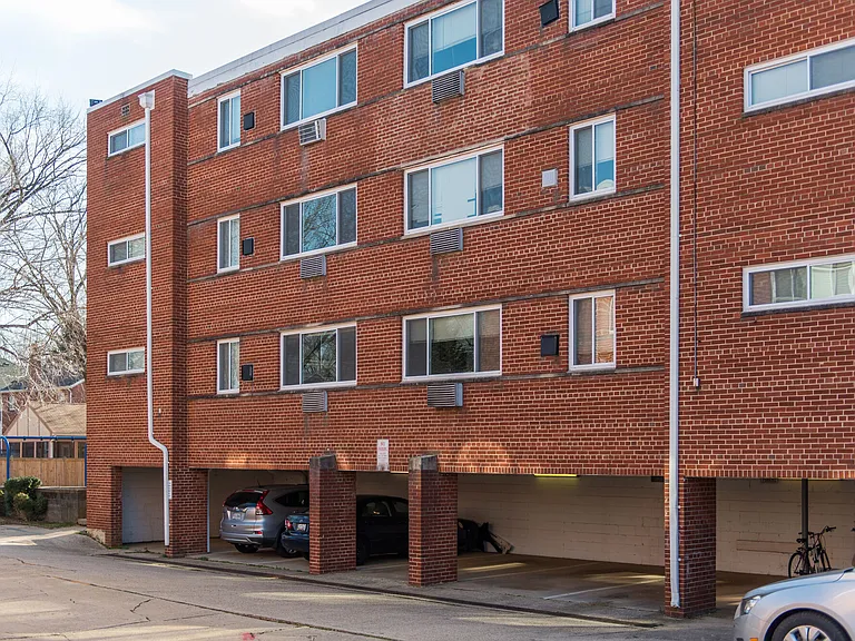 Mason Avenue Apartments — Photo 17