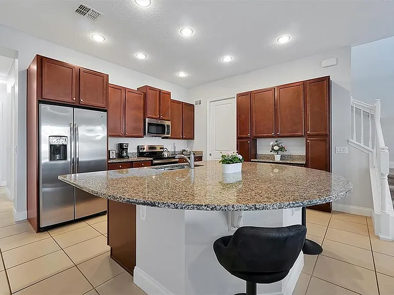 297 Captiva Dr — Photo 8