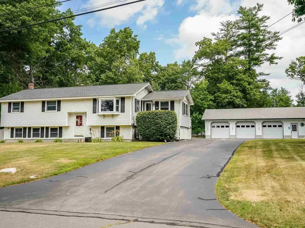 17 Canterbury Way, Merrimack, NH 03054