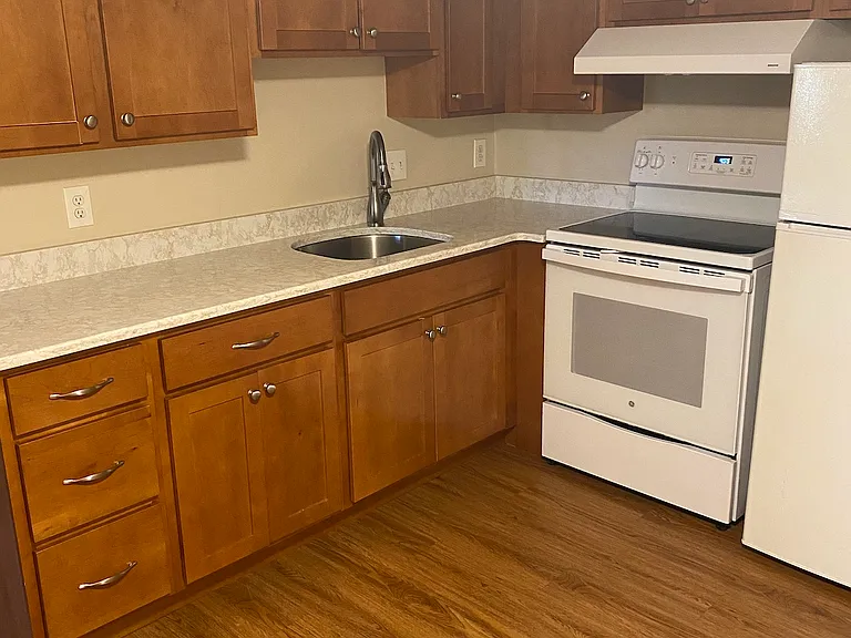 140 Greene St #5 — Photo 2