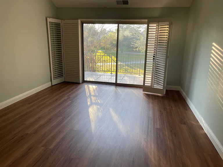 2140 Canyon Lakes Dr — Photo 7