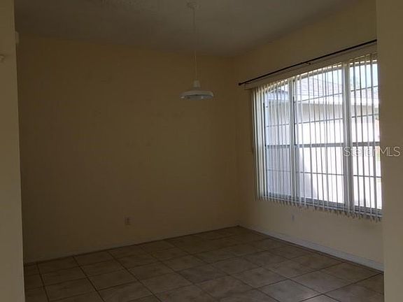 2nd image of 2424 Winfield Dr