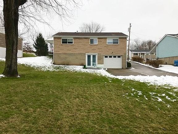 3rd image of 107 Linda Ct