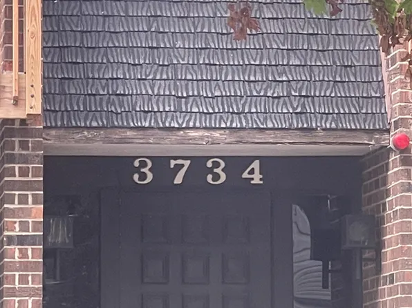 3734 215th St APT 301, Matteson, IL 60443