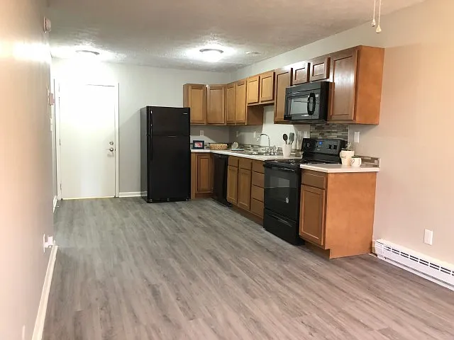College Square Apartments