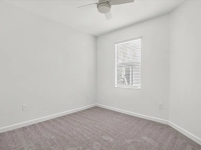 5316 Crystal Harbor Cv — Photo 26