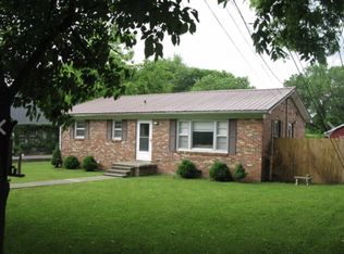 805 College St W, Fayetteville, TN 37334