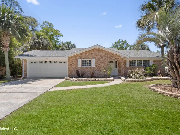 2637 Valleywood Dr, Gautier, MS 39553