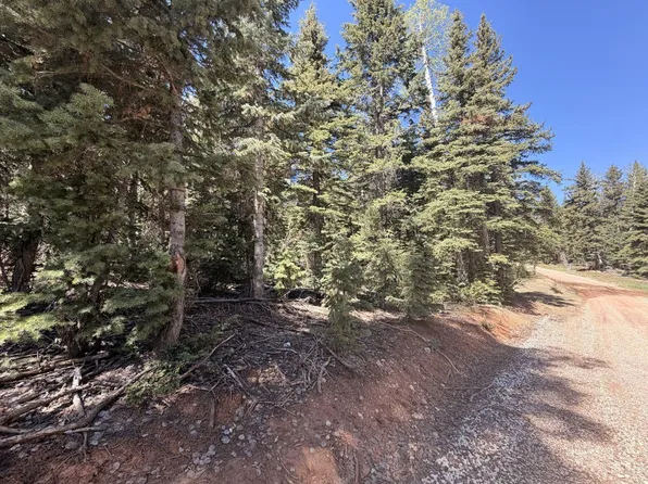 1025 W Twisted Trl, Kanab, UT 84710
