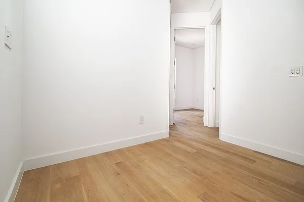 Rented by REAL New York | media 4