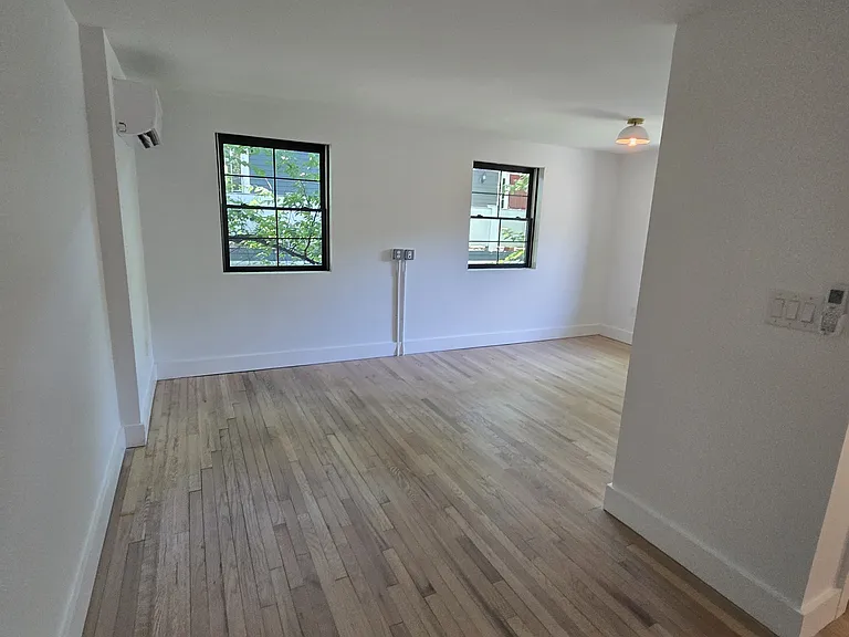 1401 Charles St #D — Photo 13