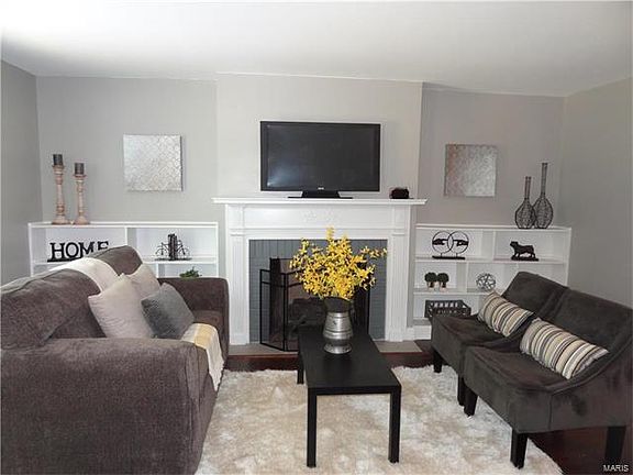 4th image of 8658 Eulalie Ave