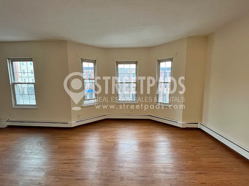 62 S Huntington Ave #21
