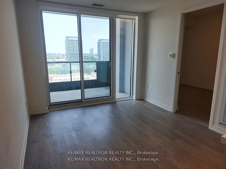 8868 Yonge St #1205E — Photo 14