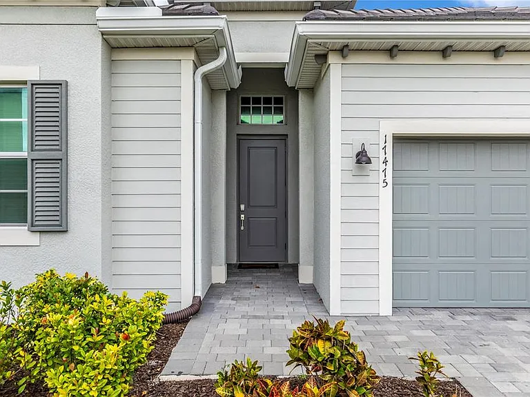 17475 Jadestone Ct — Photo 2