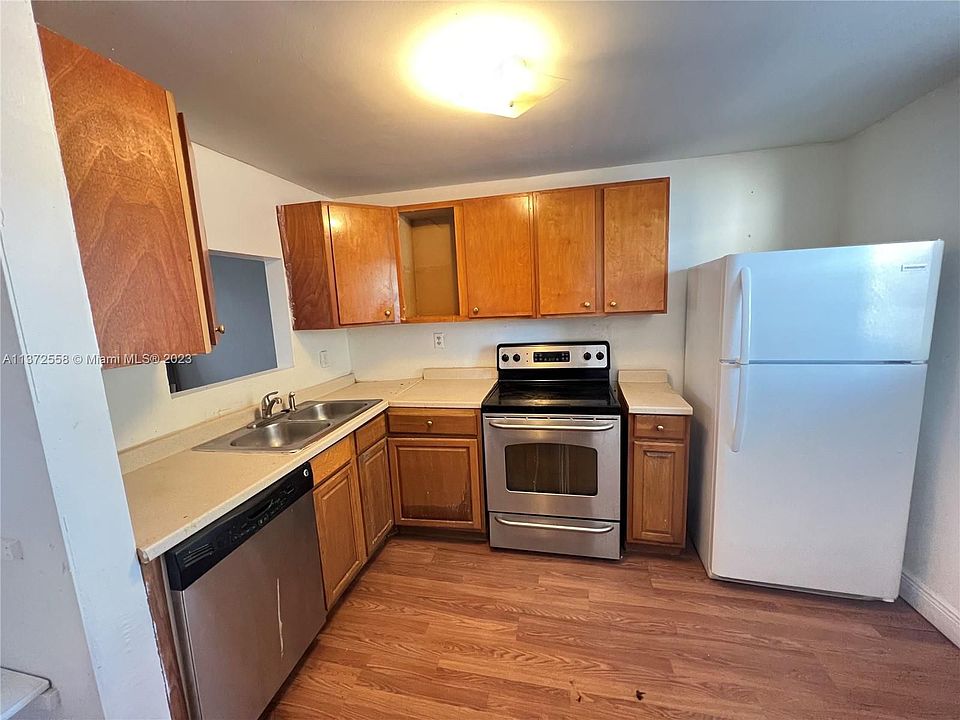 1st image of 19305 NE 2nd Ave APT 2308