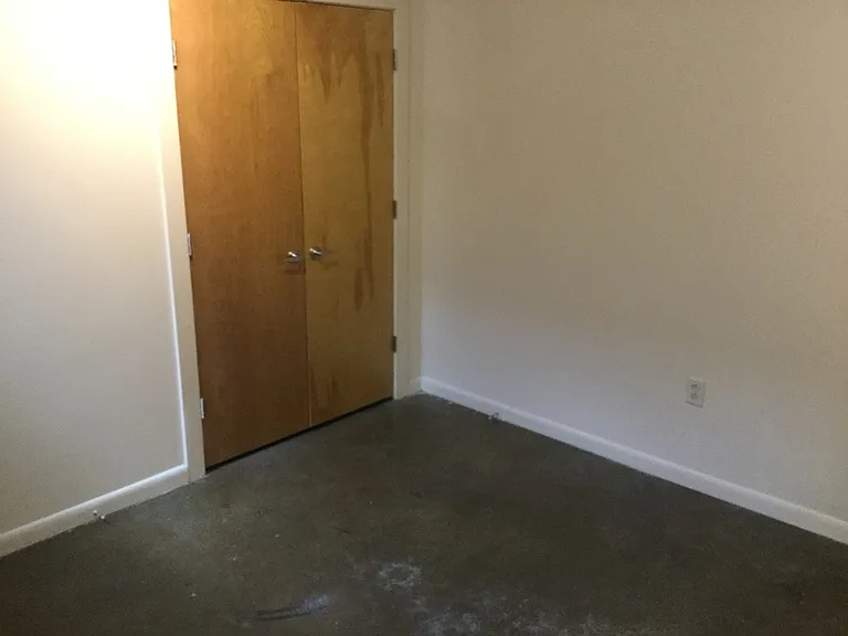 1101 W Marshall St #123 — Photo 8