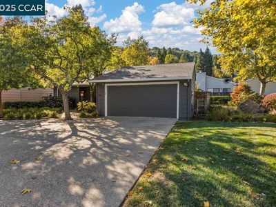 1716 Saint Andrews Dr, Moraga, CA, 94556