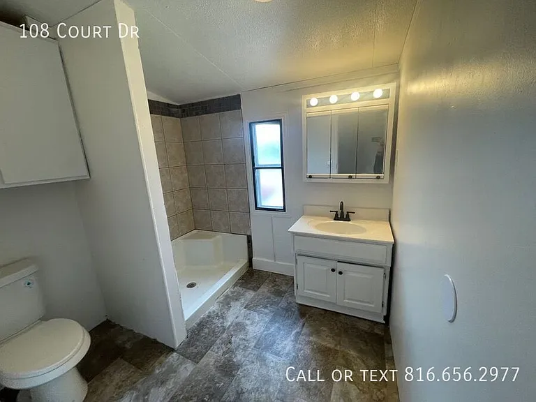 108 Court Dr — Photo 12
