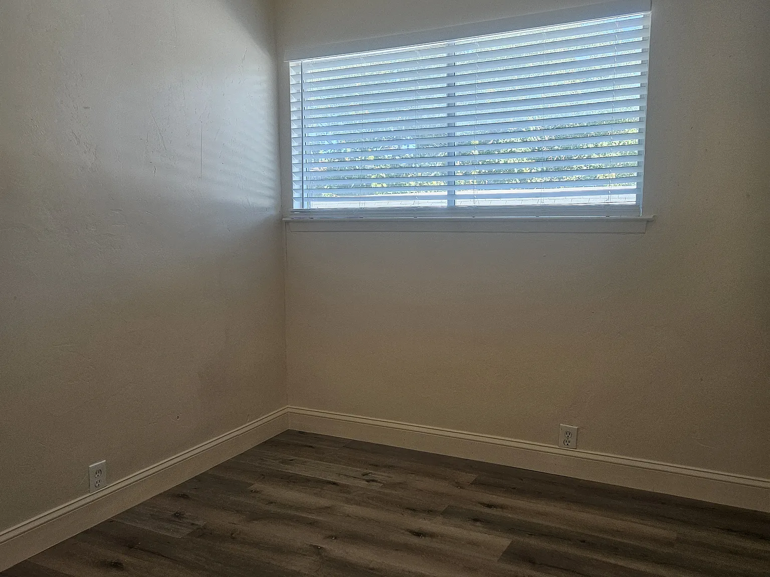 4308 Westminster Dr — Photo 1