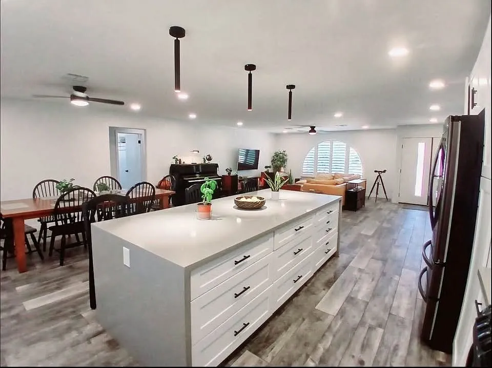 4 bed, 1900 sqft, $900 — Photo 4