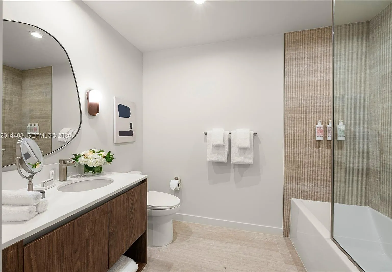 1 bed, 1.0 bath, $4,300 — Photo 4