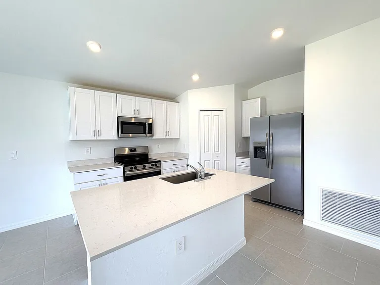 17265 Cantu Ct — Photo 16