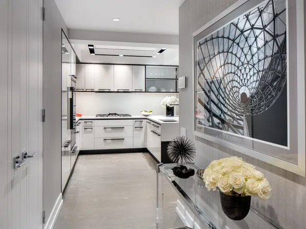 70 Charlton Street image 1 of 21