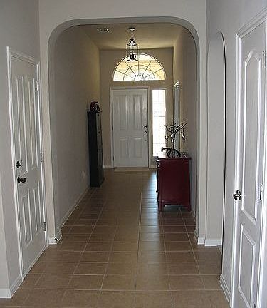 2nd image of 215 Lexington Dr