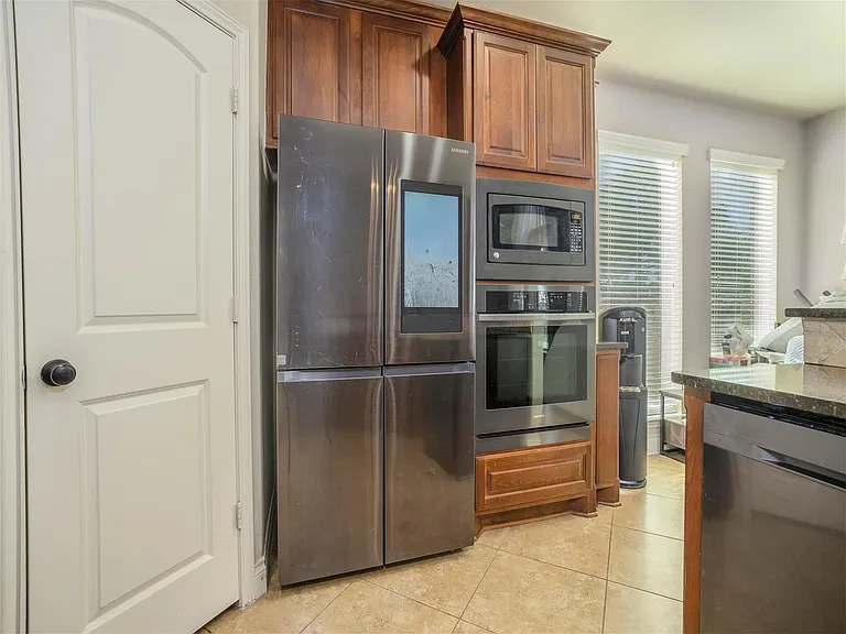 10007 Eldarica Way — Photo 11