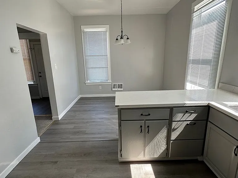1764 Quesada Ave — Photo 9