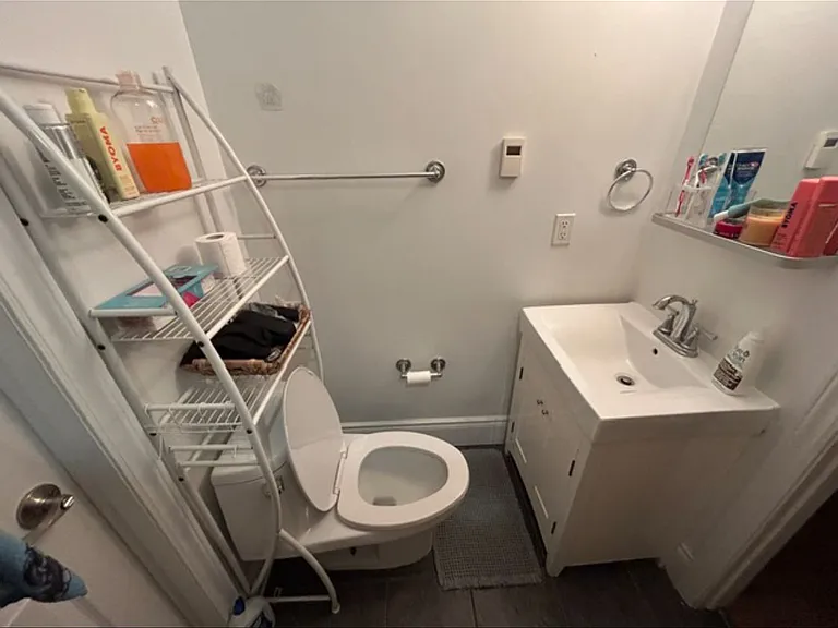 252 Major St #3 — Photo 12